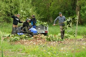 paysagiste Charnay Tonte à Charnay les Mâcon avec le rider 4x4